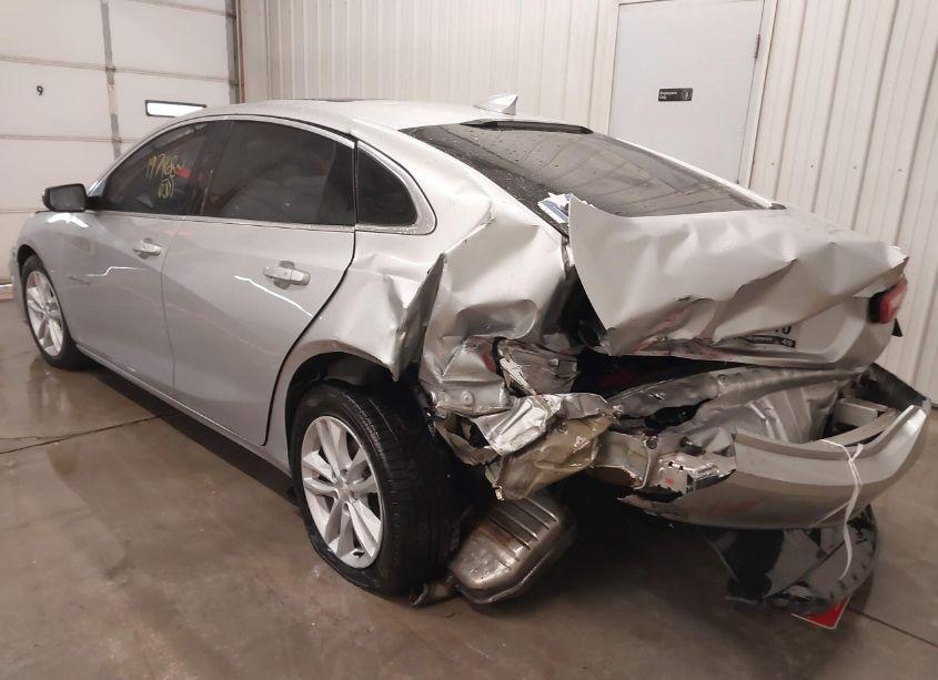 Photo 3 of 2016 Chevrolet Malibu 1LT (VIN 1G1ZE5ST0GF271167)