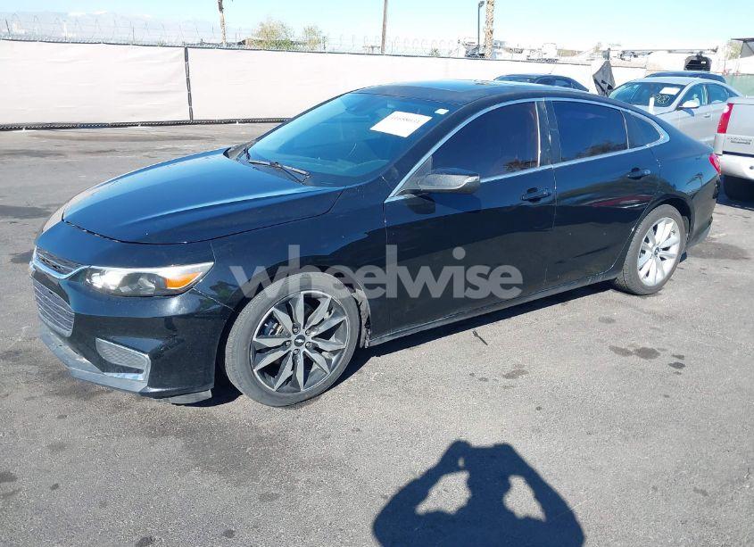 Photo 2 of 2016 Chevrolet Malibu 1LT (VIN 1G1ZE5ST0GF276868)