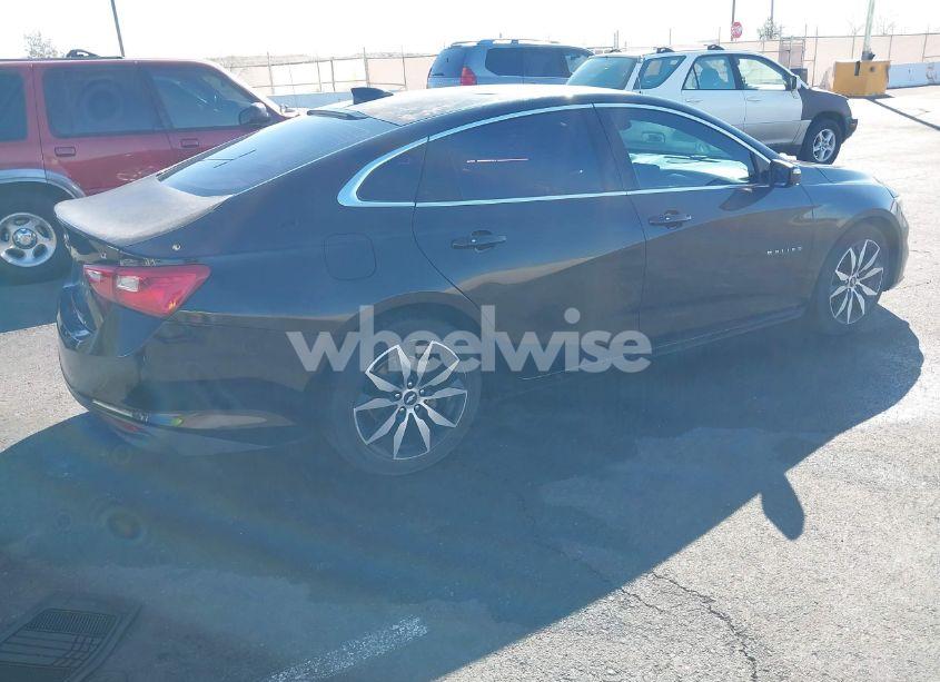 Photo 4 of 2016 Chevrolet Malibu 1LT (VIN 1G1ZE5ST0GF276868)