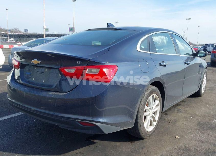 Photo 4 of 2016 Chevrolet Malibu 1LT (VIN 1G1ZE5ST0GF286154)