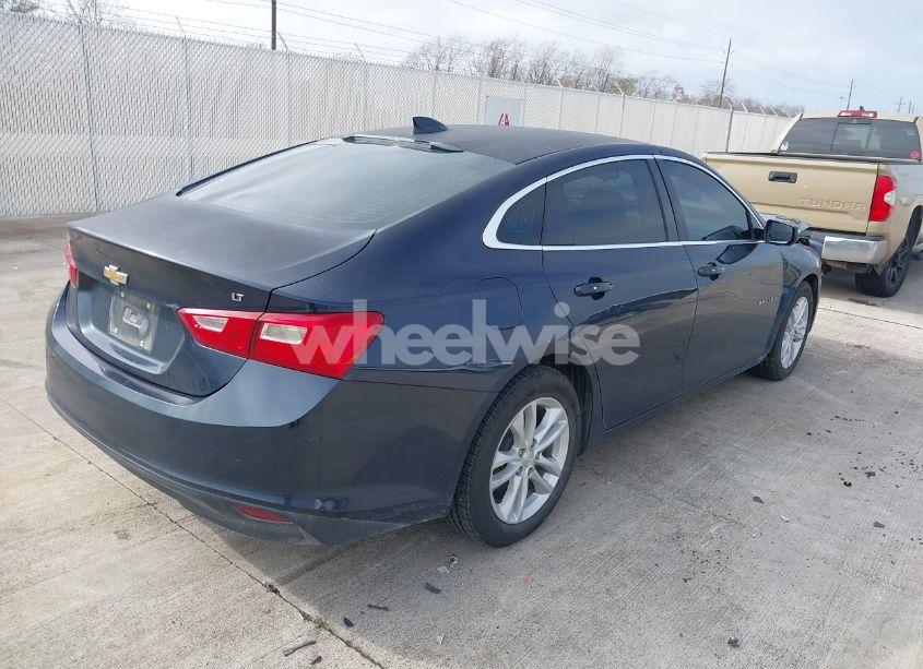 Photo 4 of 2016 Chevrolet Malibu 1LT (VIN 1G1ZE5ST0GF292648)