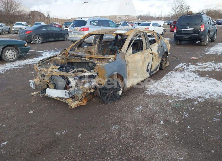 Photo 2 of 2016 Chevrolet Malibu 1LT (VIN 1G1ZE5ST0GF295551)