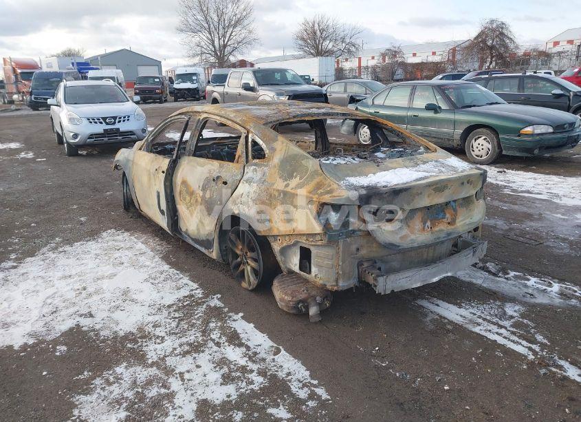 Photo 3 of 2016 Chevrolet Malibu 1LT (VIN 1G1ZE5ST0GF295551)