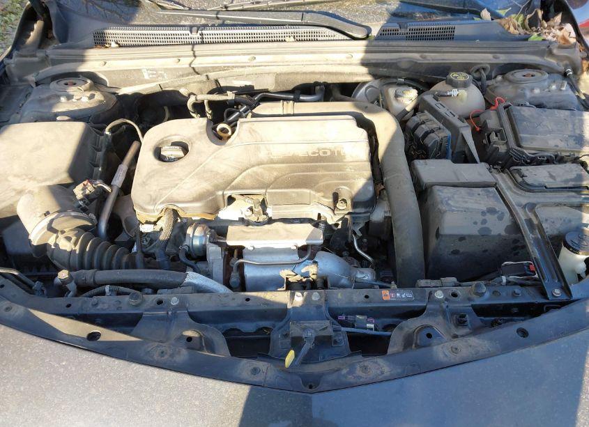 Photo 10 of 2016 Chevrolet Malibu 1LT (VIN 1G1ZE5ST0GF313028)