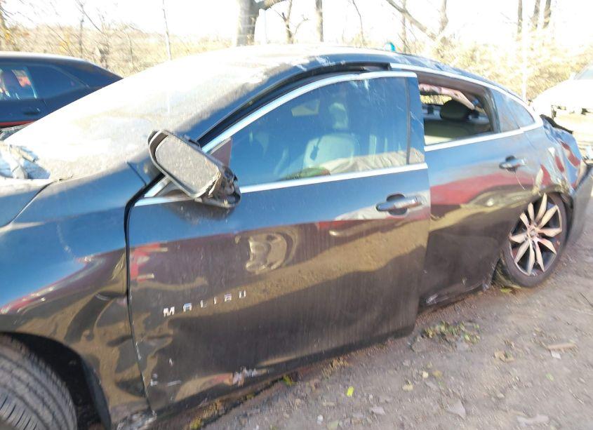 Photo 14 of 2016 Chevrolet Malibu 1LT (VIN 1G1ZE5ST0GF313028)