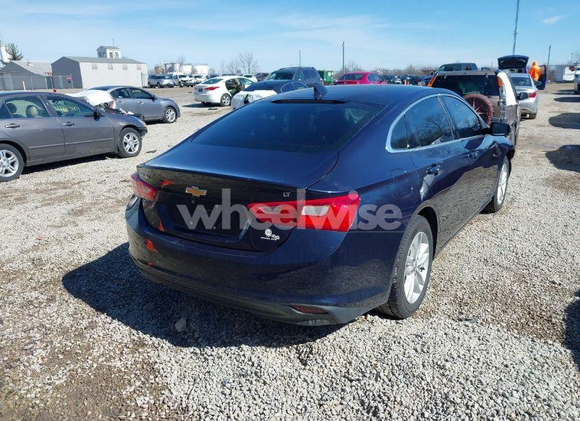 Photo 4 of 2016 Chevrolet Malibu 1LT (VIN 1G1ZE5ST0GF315958)