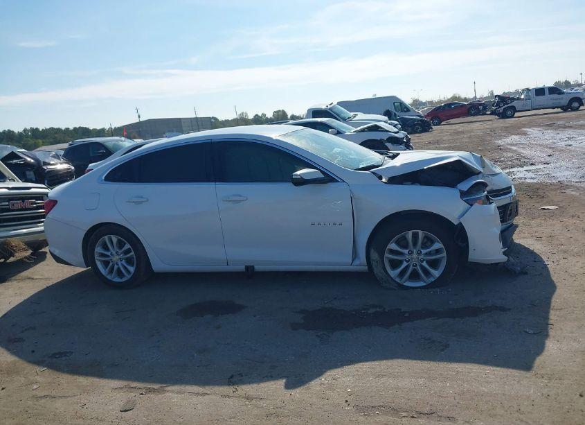 Photo 13 of 2016 Chevrolet Malibu 1LT (VIN 1G1ZE5ST0GF318052)