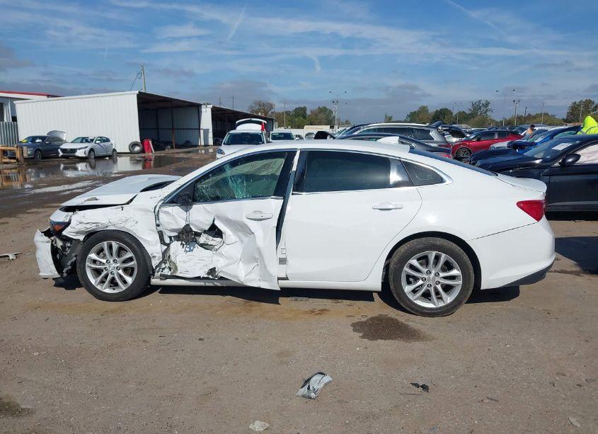 Photo 14 of 2016 Chevrolet Malibu 1LT (VIN 1G1ZE5ST0GF318052)