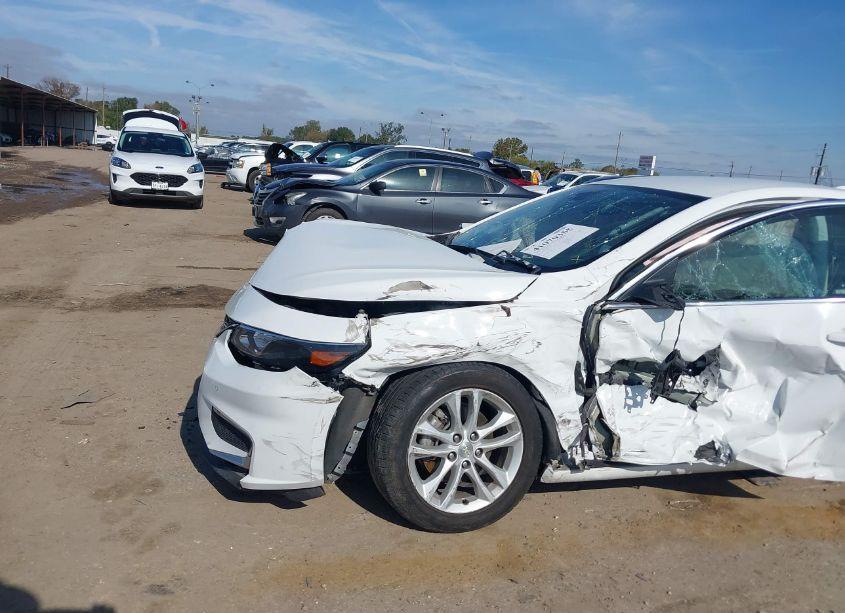 Photo 6 of 2016 Chevrolet Malibu 1LT (VIN 1G1ZE5ST0GF318052)