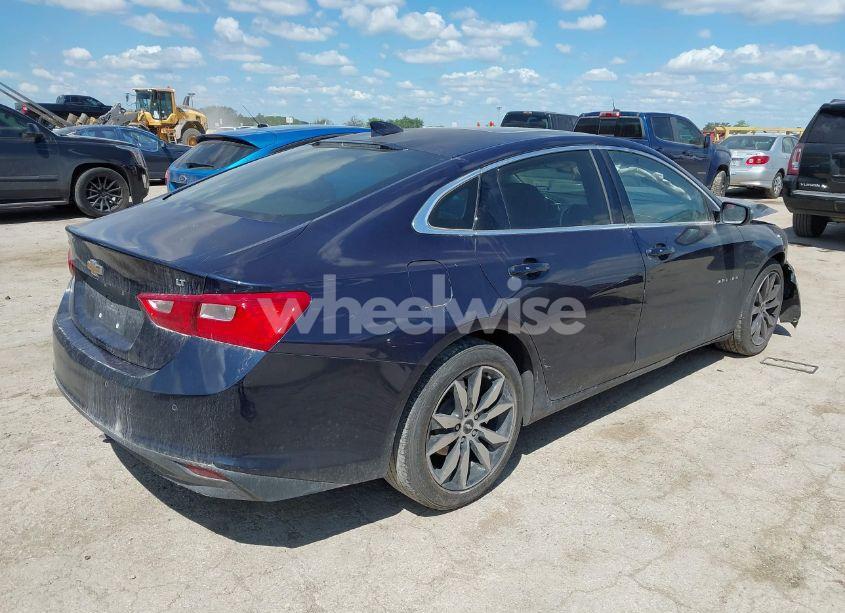 Photo 4 of 2016 Chevrolet Malibu 1LT (VIN 1G1ZE5ST0GF320951)
