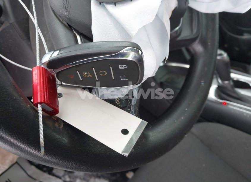 Photo 11 of 2016 Chevrolet Malibu LT (VIN 1G1ZE5ST0GF322490)