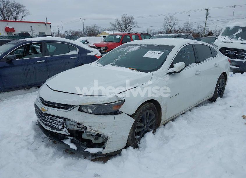 Photo 6 of 2016 Chevrolet Malibu LT (VIN 1G1ZE5ST0GF322490)