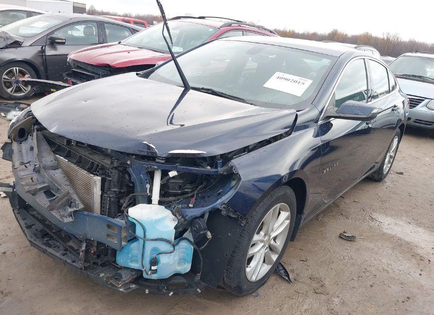 Photo 2 of 2016 Chevrolet Malibu 1LT (VIN 1G1ZE5ST0GF333201)