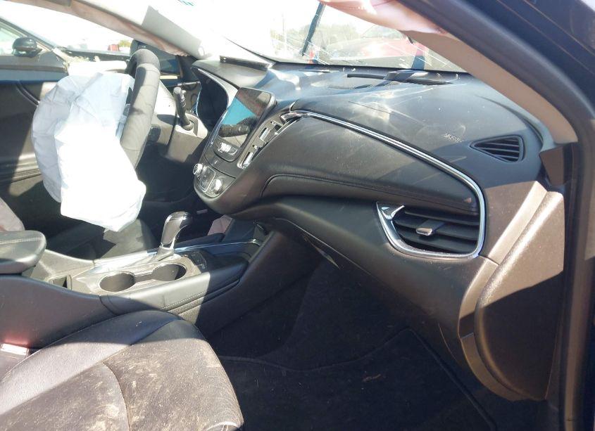 Photo 5 of 2016 Chevrolet Malibu 1LT (VIN 1G1ZE5ST0GF344425)