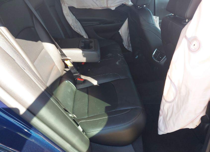 Photo 8 of 2016 Chevrolet Malibu 1LT (VIN 1G1ZE5ST0GF344425)