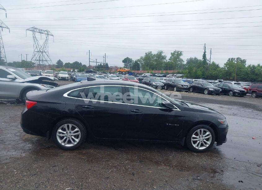 Photo 13 of 2016 Chevrolet Malibu 1LT (VIN 1G1ZE5ST0GF348796)