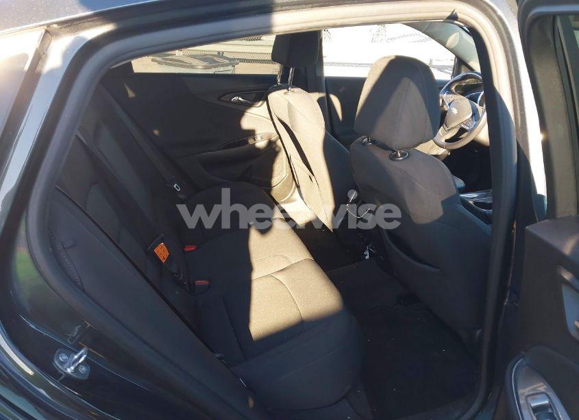 Photo 8 of 2017 Chevrolet Malibu 1LT (VIN 1G1ZE5ST0HF162483)