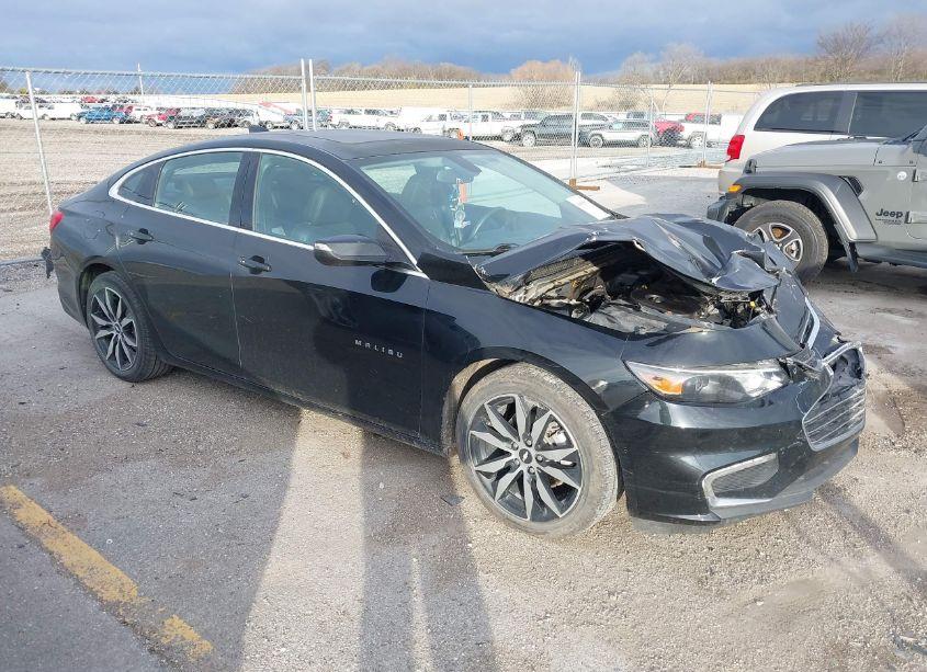 2017 Chevrolet Malibu 1LT (VIN 1G1ZE5ST0HF175816) main photo