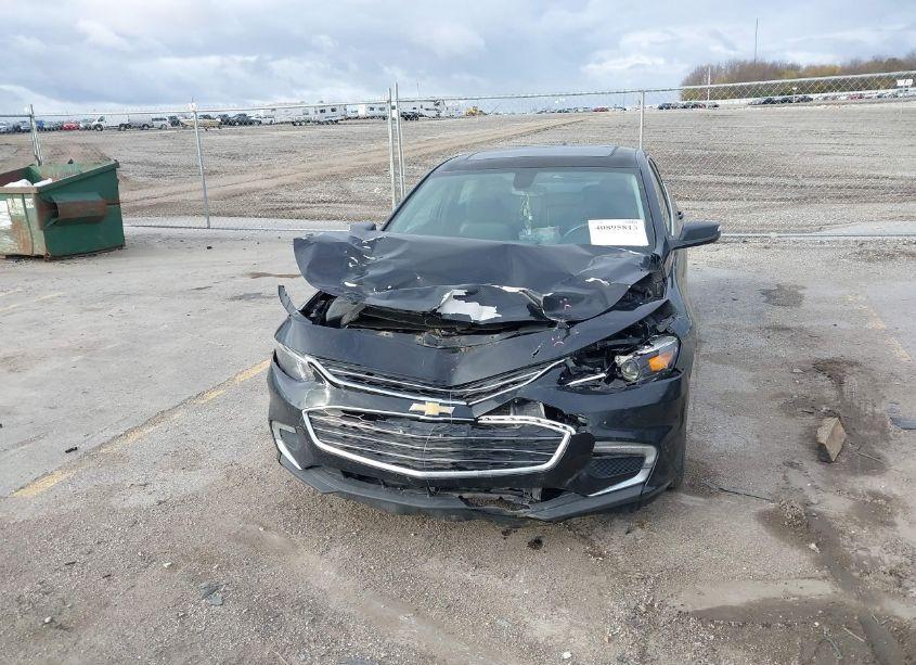 Photo 6 of 2017 Chevrolet Malibu 1LT (VIN 1G1ZE5ST0HF175816)