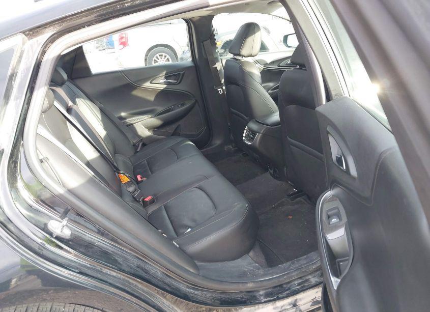 Photo 8 of 2017 Chevrolet Malibu 1LT (VIN 1G1ZE5ST0HF175816)