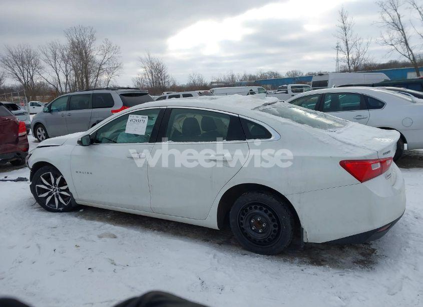 Photo 15 of 2017 Chevrolet Malibu 1LT (VIN 1G1ZE5ST0HF182975)