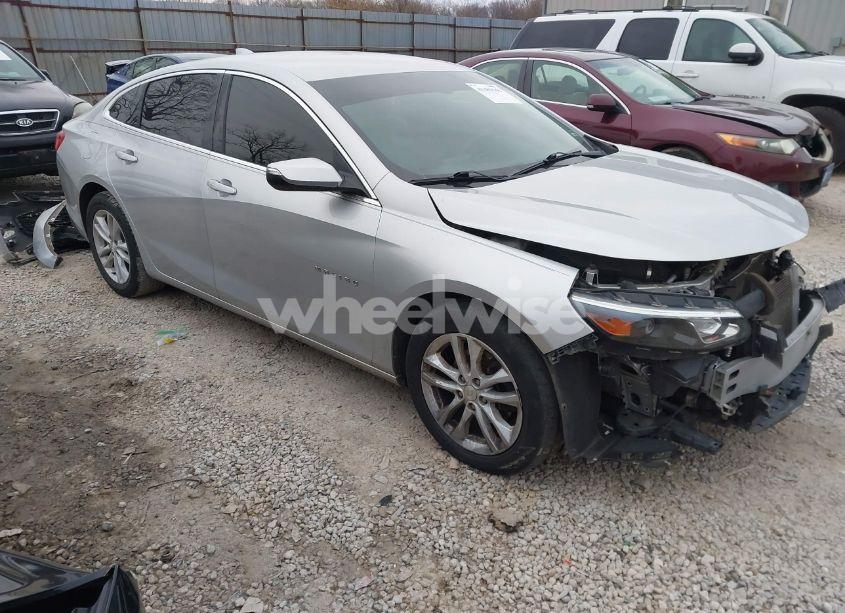 2017 Chevrolet Malibu 1LT (VIN 1G1ZE5ST0HF184547) main photo