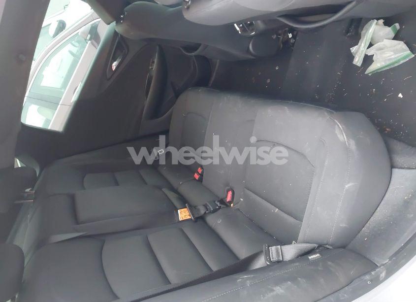 Photo 8 of 2017 Chevrolet Malibu 1LT (VIN 1G1ZE5ST0HF184547)