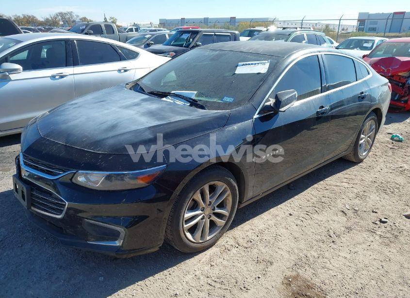 Photo 2 of 2017 Chevrolet Malibu 1LT (VIN 1G1ZE5ST0HF189148)