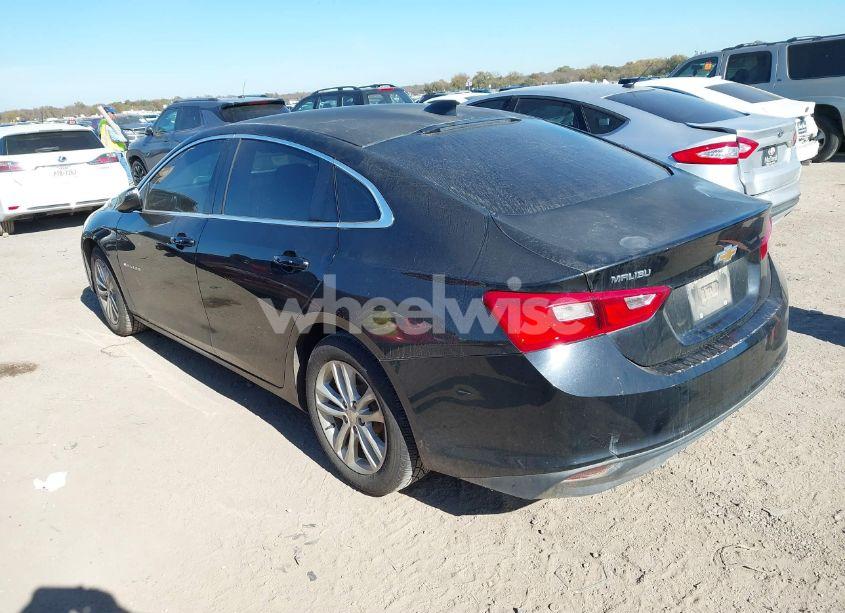 Photo 3 of 2017 Chevrolet Malibu 1LT (VIN 1G1ZE5ST0HF189148)