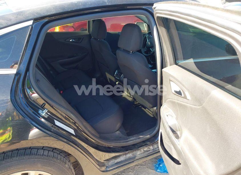 Photo 8 of 2017 Chevrolet Malibu 1LT (VIN 1G1ZE5ST0HF189148)