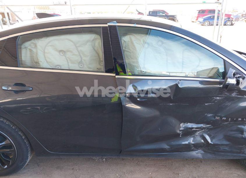 Photo 13 of 2017 Chevrolet Malibu (VIN 1G1ZE5ST0HF197735)