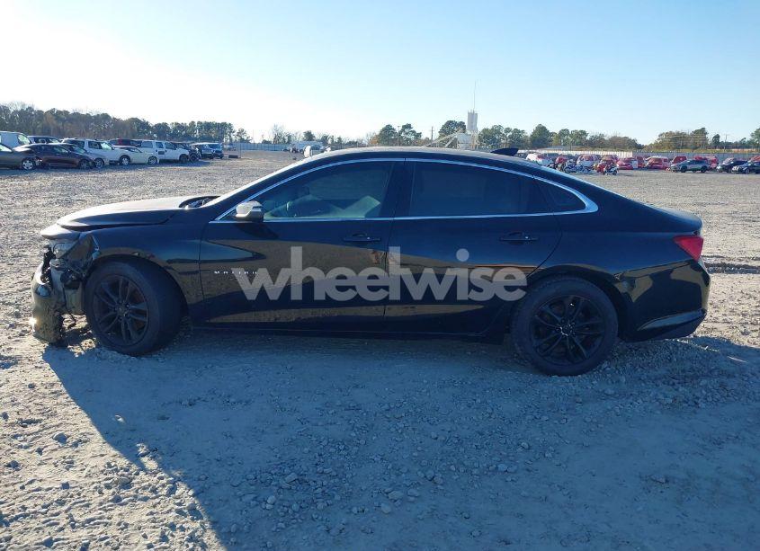 Photo 14 of 2017 Chevrolet Malibu 1LT (VIN 1G1ZE5ST0HF201301)