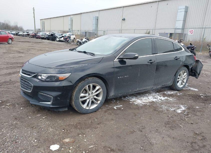 Photo 2 of 2017 Chevrolet Malibu 1LT (VIN 1G1ZE5ST0HF203100)