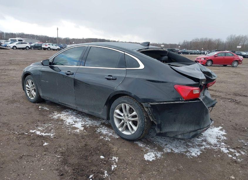 Photo 3 of 2017 Chevrolet Malibu 1LT (VIN 1G1ZE5ST0HF203100)