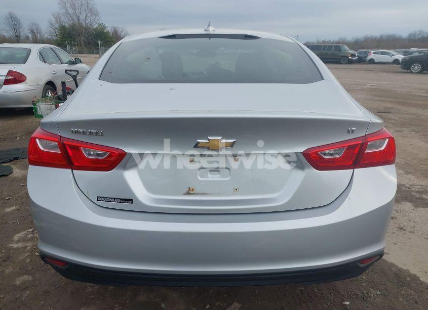 Photo 15 of 2017 Chevrolet Malibu 1LT (VIN 1G1ZE5ST0HF209298)