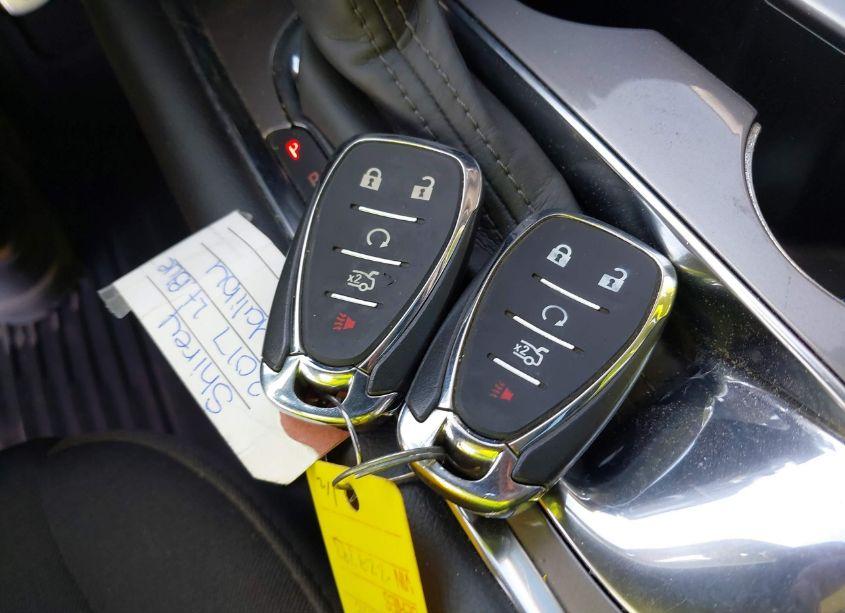 Photo 11 of 2017 Chevrolet Malibu 1LT (VIN 1G1ZE5ST0HF229793)