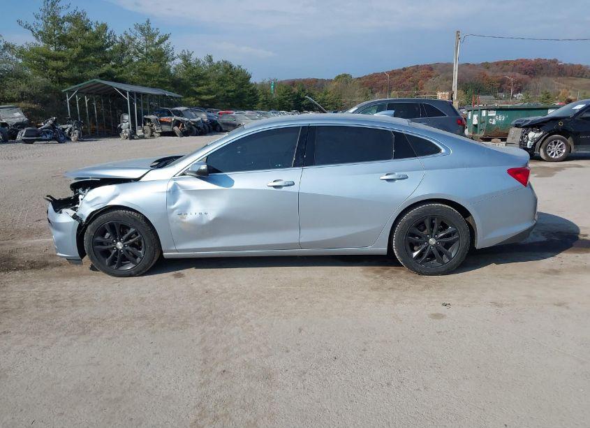 Photo 14 of 2017 Chevrolet Malibu 1LT (VIN 1G1ZE5ST0HF229793)