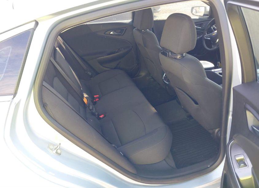 Photo 8 of 2017 Chevrolet Malibu 1LT (VIN 1G1ZE5ST0HF229793)