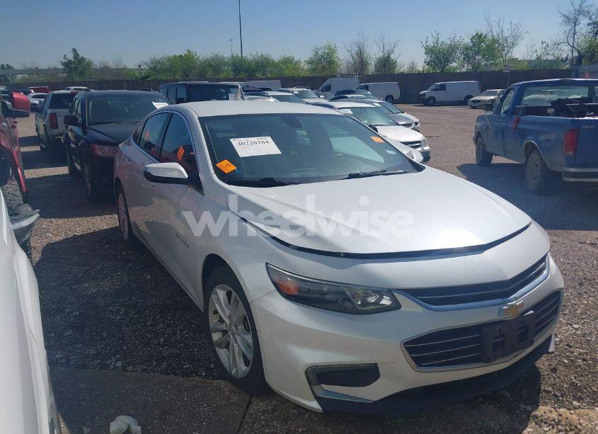 2017 Chevrolet Malibu 1LT (VIN 1G1ZE5ST0HF252121) main photo