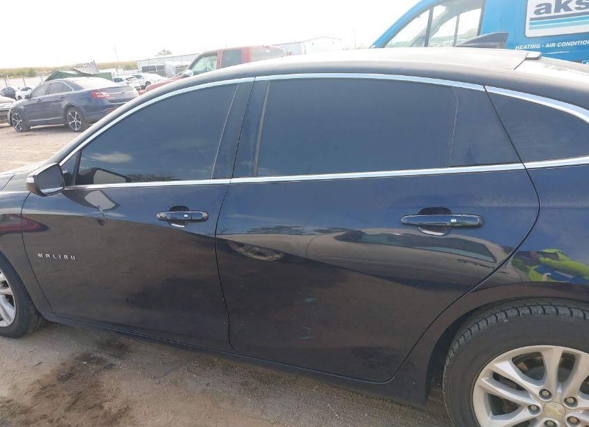 Photo 14 of 2017 Chevrolet Malibu 1LT (VIN 1G1ZE5ST0HF259019)