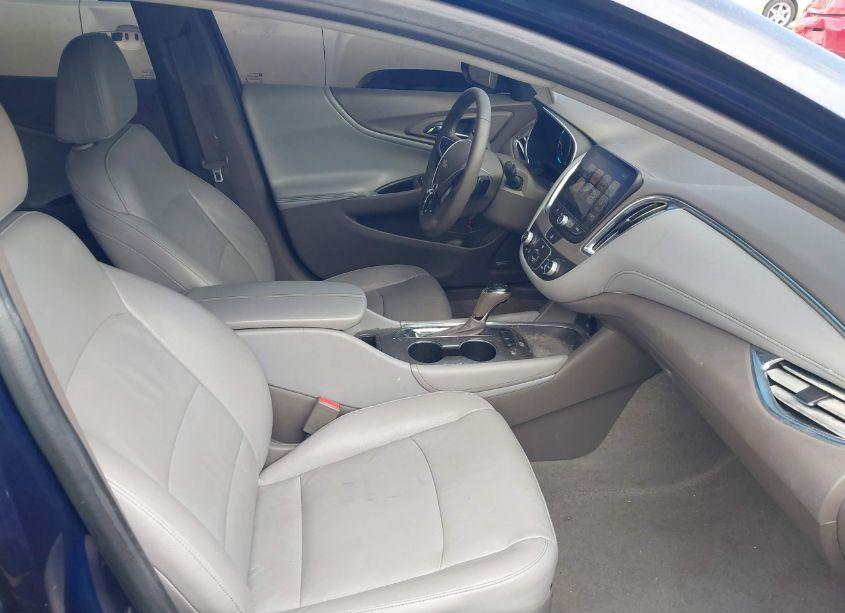 Photo 5 of 2017 Chevrolet Malibu 1LT (VIN 1G1ZE5ST0HF259019)