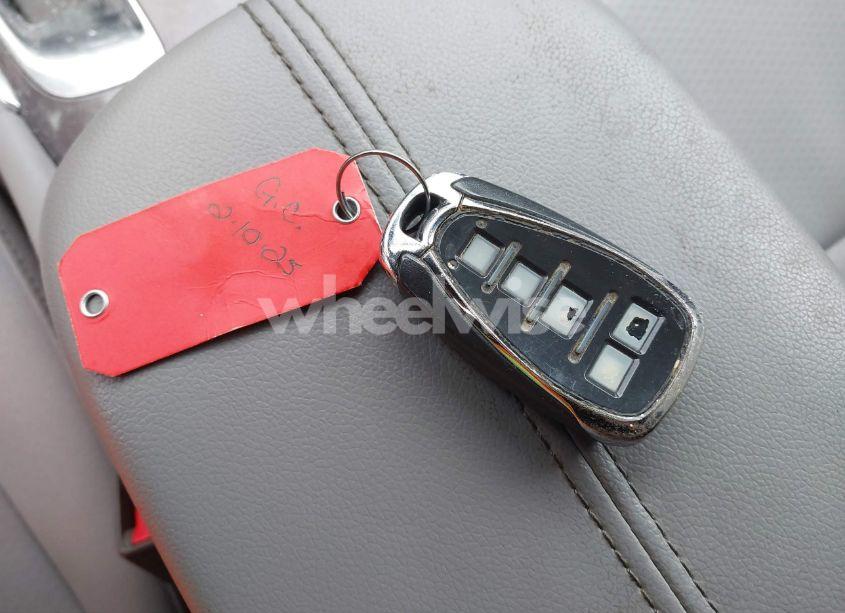 Photo 11 of 2017 Chevrolet Malibu 1LT (VIN 1G1ZE5ST0HF268089)