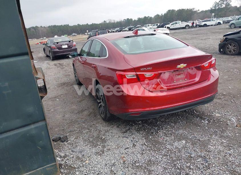 Photo 3 of 2017 Chevrolet Malibu 1LT (VIN 1G1ZE5ST0HF268089)