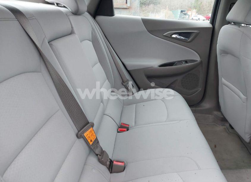 Photo 8 of 2017 Chevrolet Malibu 1LT (VIN 1G1ZE5ST0HF268089)