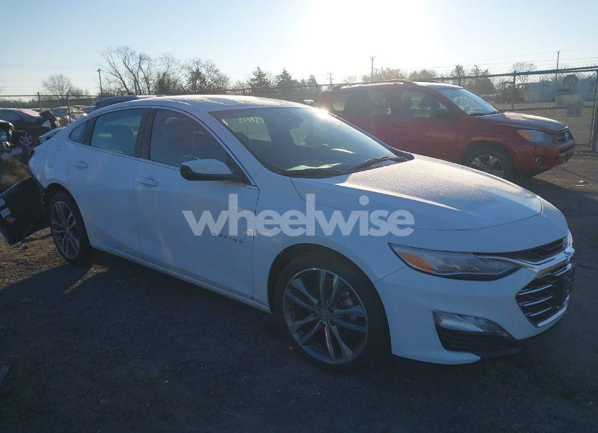 2024 Chevrolet Malibu FWD 2LT (VIN 1G1ZE5ST0RF115410) main photo