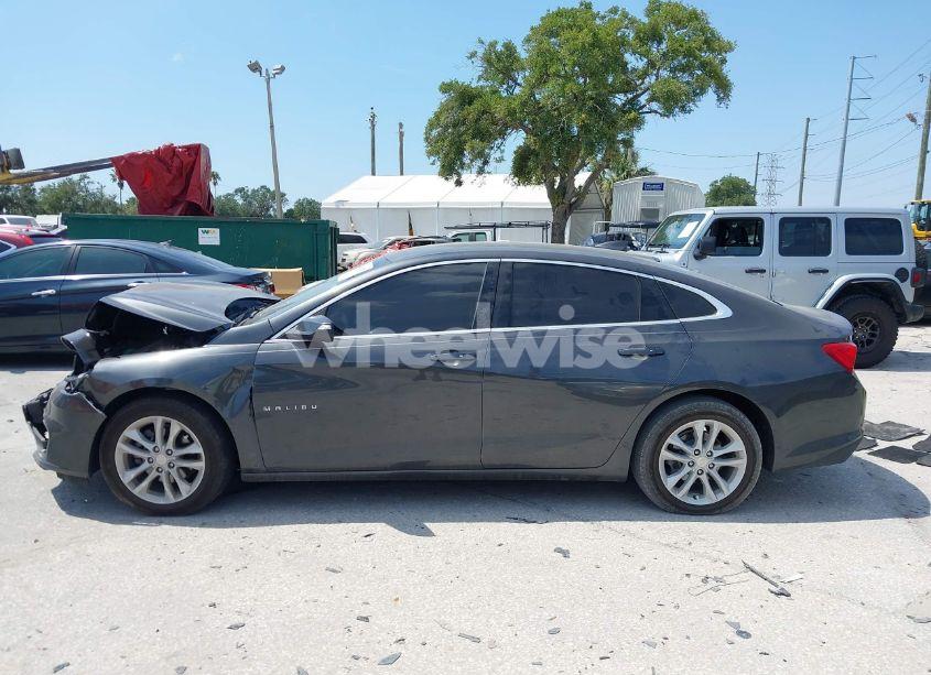 Photo 14 of 2016 Chevrolet Malibu 1LT (VIN 1G1ZE5ST1GF184328)