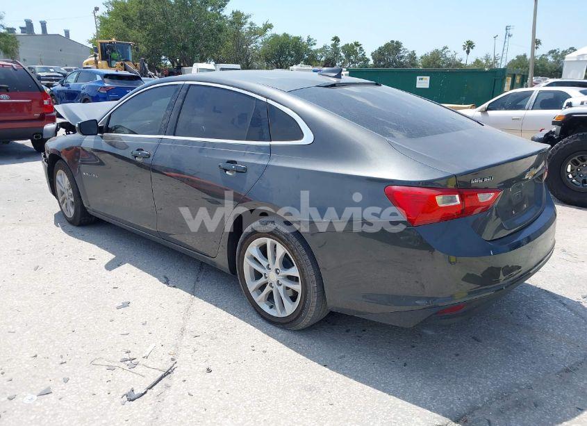 Photo 3 of 2016 Chevrolet Malibu 1LT (VIN 1G1ZE5ST1GF184328)