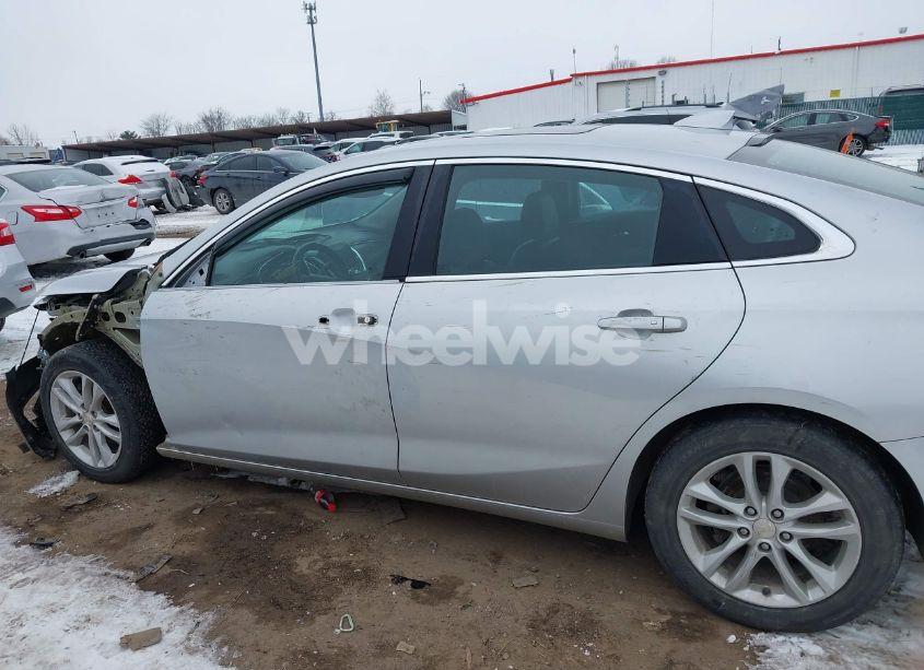 Photo 15 of 2016 Chevrolet Malibu 1LT (VIN 1G1ZE5ST1GF185897)