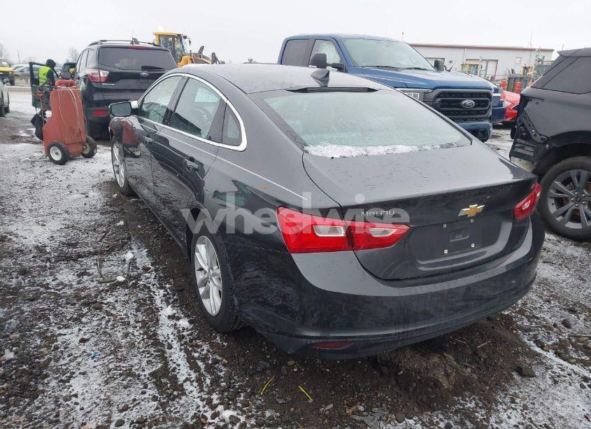 Photo 3 of 2016 Chevrolet Malibu 1LT (VIN 1G1ZE5ST1GF195541)