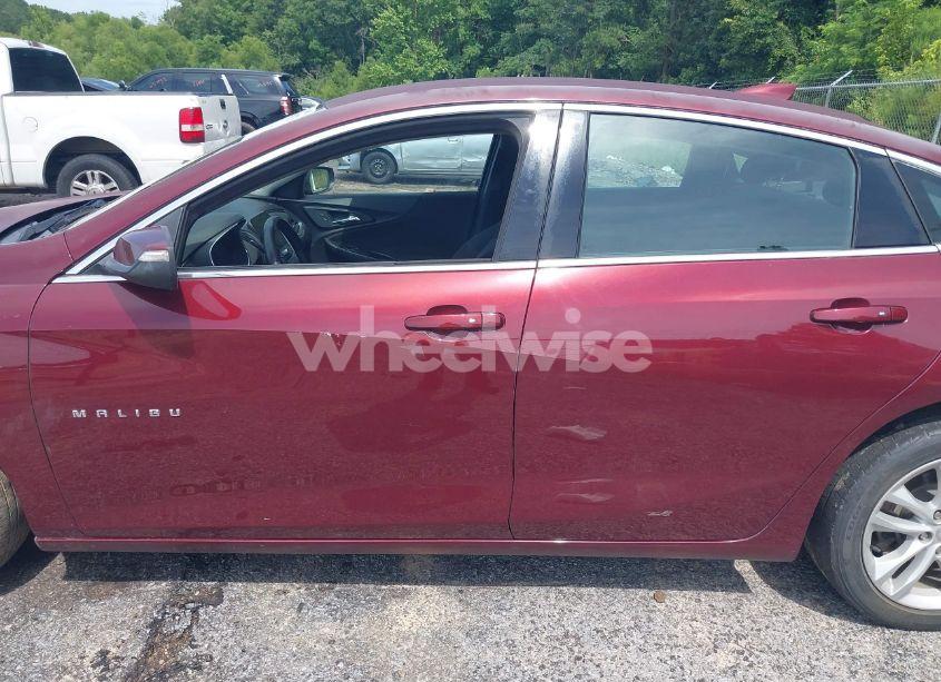 Photo 14 of 2016 Chevrolet Malibu 1LT (VIN 1G1ZE5ST1GF202827)